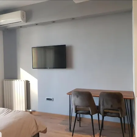 Apartment Na Vodi - Waterfront Iris